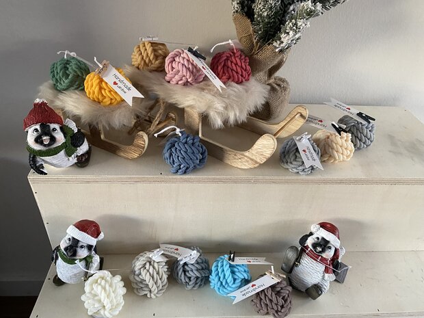Knoop sier en geurkaars Sojawas handgemaakt